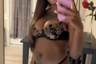 new girl on the block 🥰 - 29 - Image 2