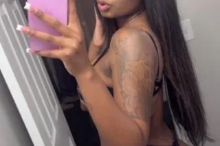 new girl on the block 🥰 - 29 - Image 3